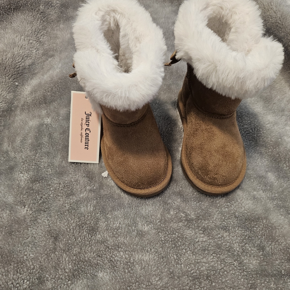 Brown Suede Boots with White Fur Trim